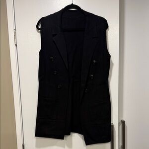 Black Sleeveless Women's Coat